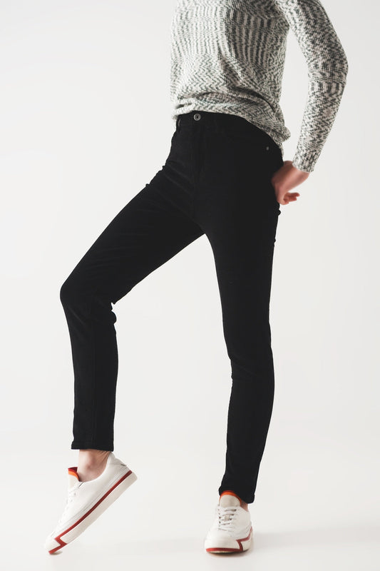 Skinny Cord Pants in Black